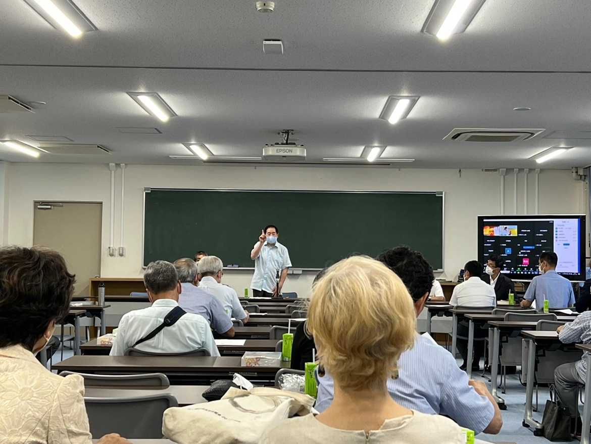 岡山大学教育学部附属中学校同窓会評議員総会が開催されました。