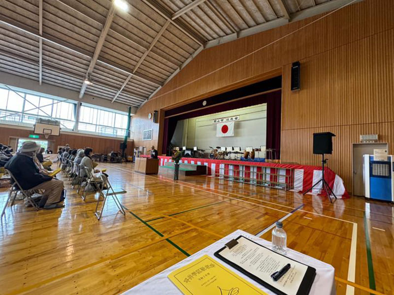 4年ぶりの平井学区敬老会が多くの方々が参加され開催されました。